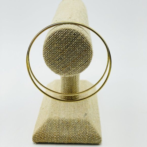 Skinny Bangle Bracelets Lot of 2 Gold Tone Classic Career Cosplay LARP - Picture 5 of 6